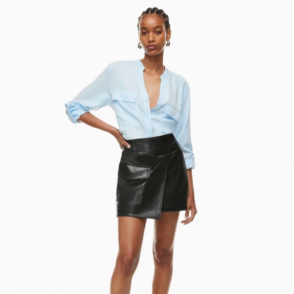 Babaton Utility Collarless Shirt - Picture 2 of 10